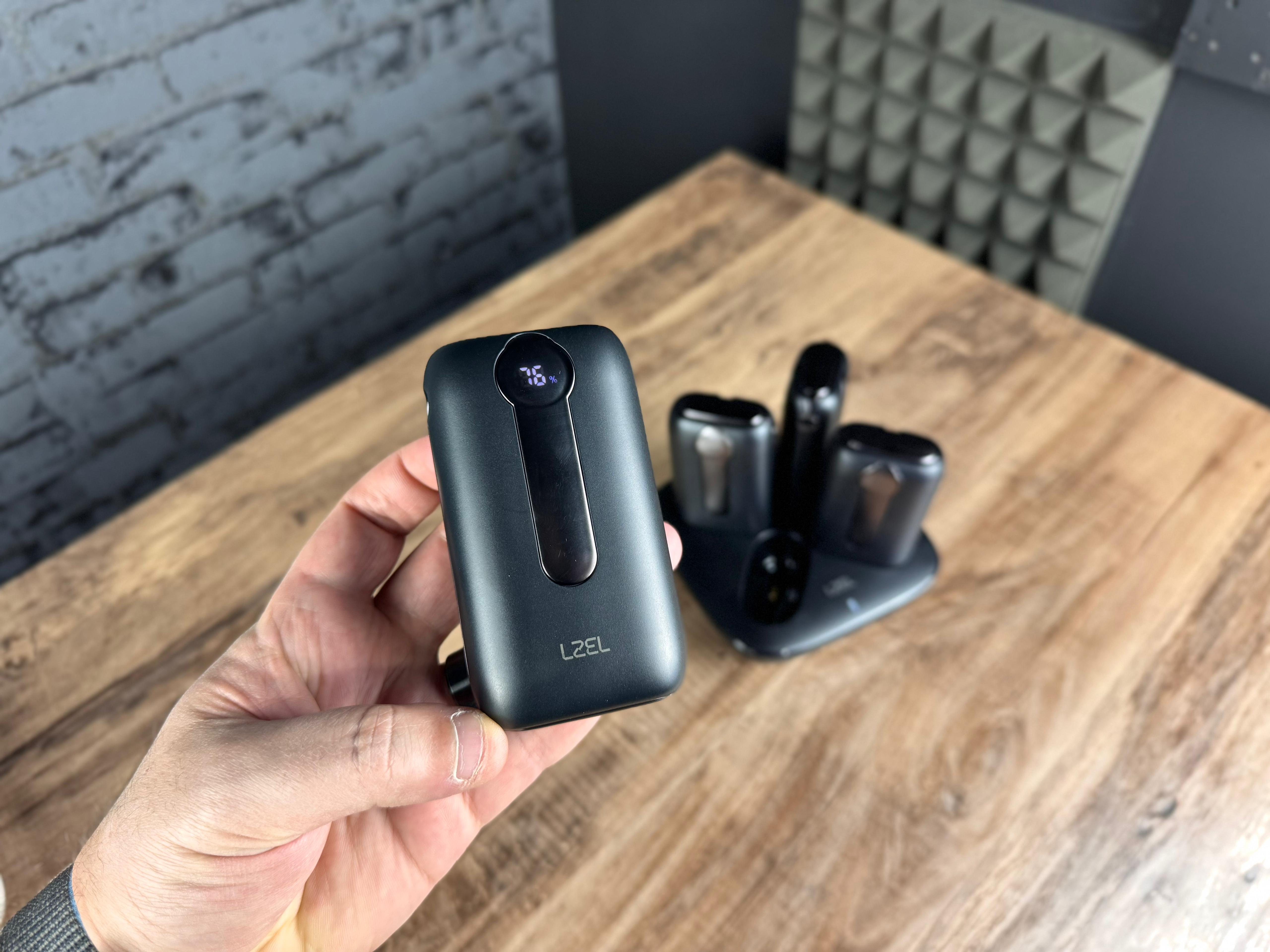 LZEL Quadra Energia X Station 10000mAh Charging Station Built In Cable Lightning And Type-C | Black LZEL Quadra Energia X Station 10000mAh Charging Station Built In Cable Lightning And Type-C | Black